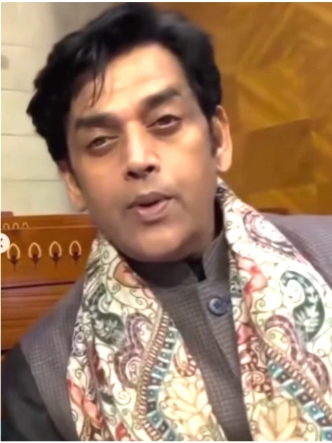 Ravi Kishan Meme Face